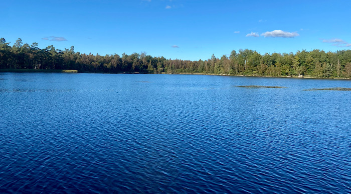 Höstutflykt i shorts och sandaler.